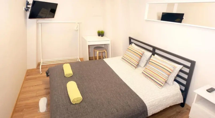 Standard Triple room