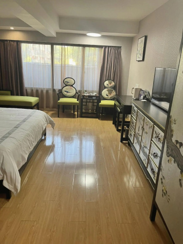 Puzhen Hotel