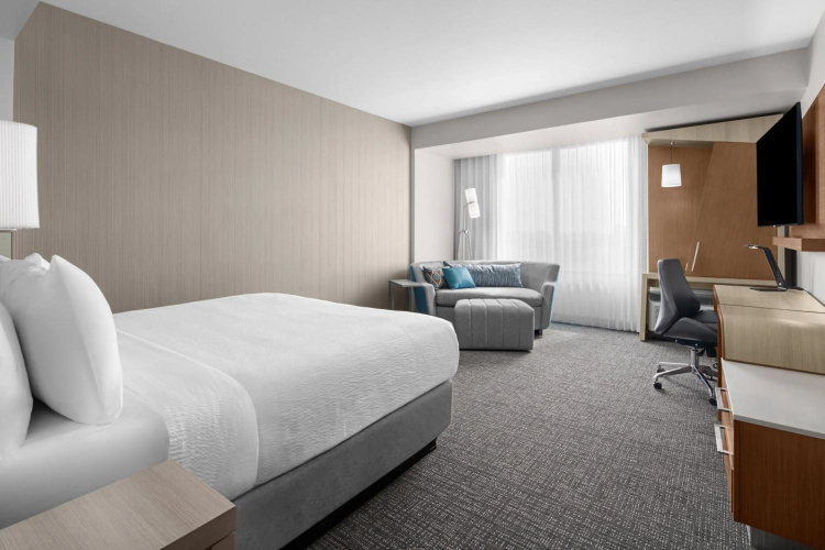 Courtyard by Marriott Clearwater Beach photo 8