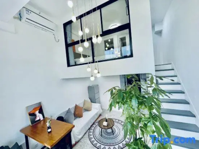 Shanghai Pig Pig B&B