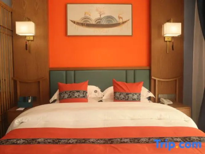 56 Nationalities Hotel