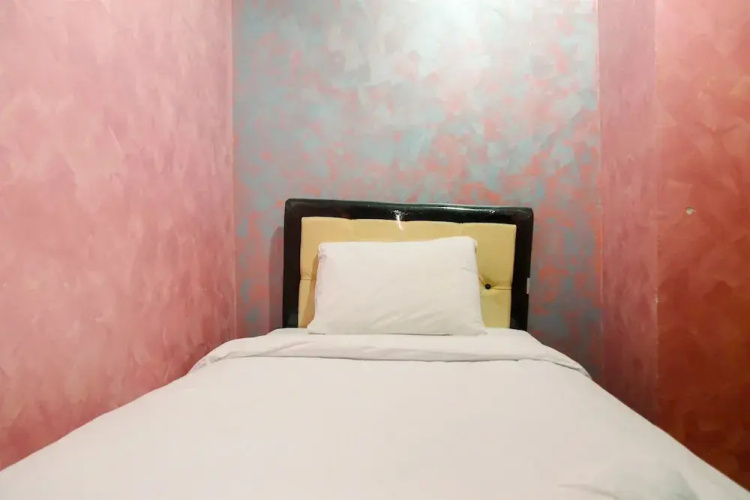 Comfortable 2 Bedrooms @ Titanium Square Apartment