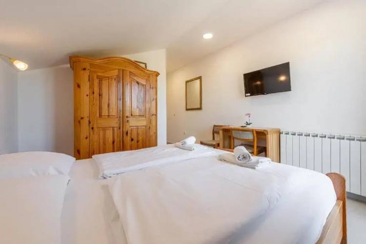 Standard Double room with balcony