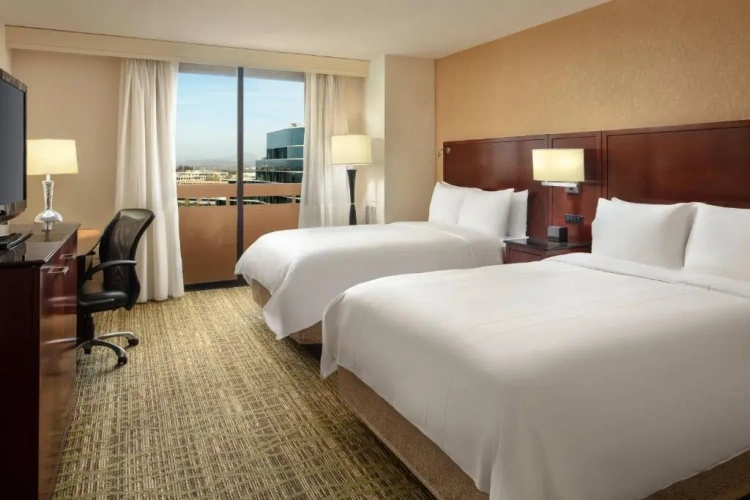 Deluxe room with balcony
