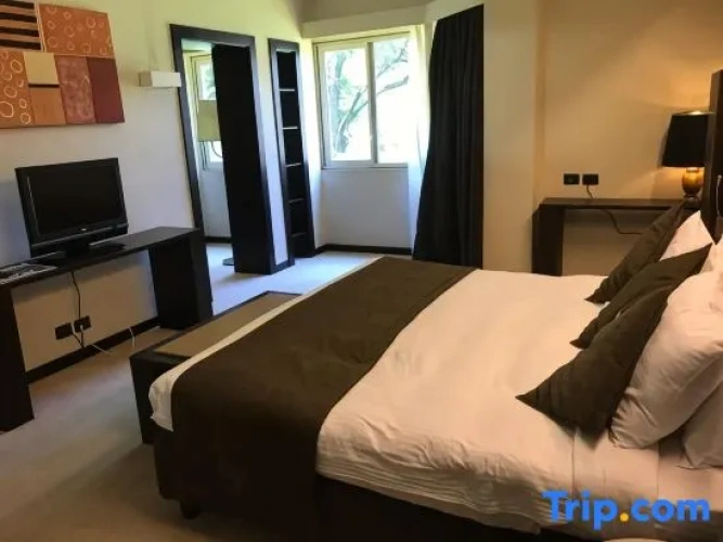 Double Suite with pool view