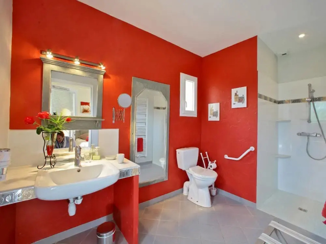 Les Chenes Rouges