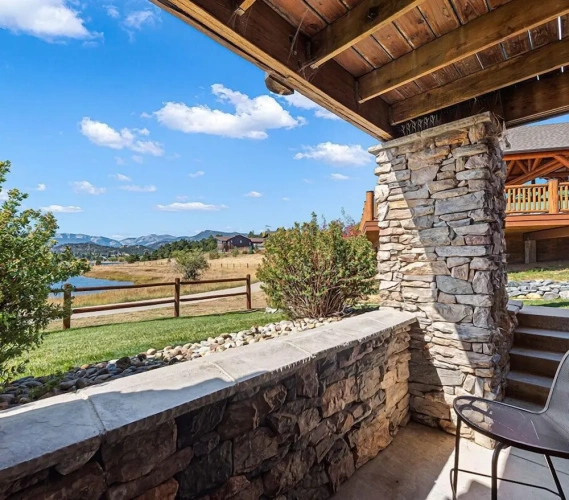 Deluxe Double Basement room with balcony and with lake view
