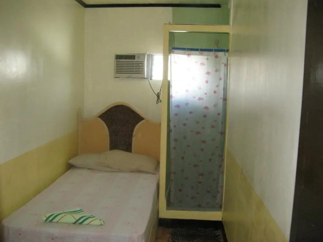 Torres Lodge - Main