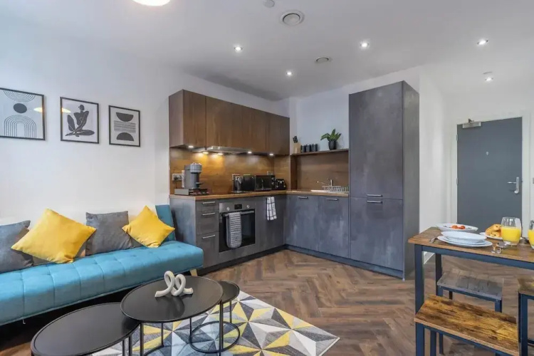 1 Bed Flat - Sleeps 4 - Pets - Parking - Wifi