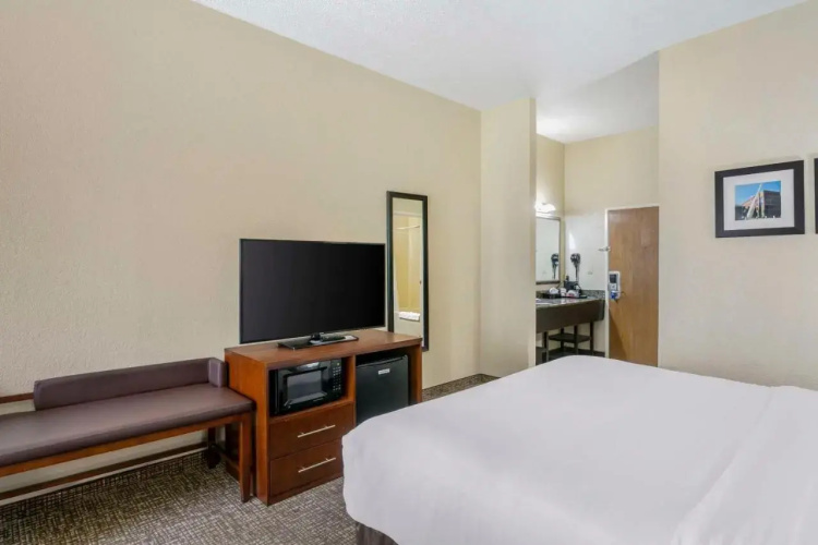 Holiday Inn Express La Grange