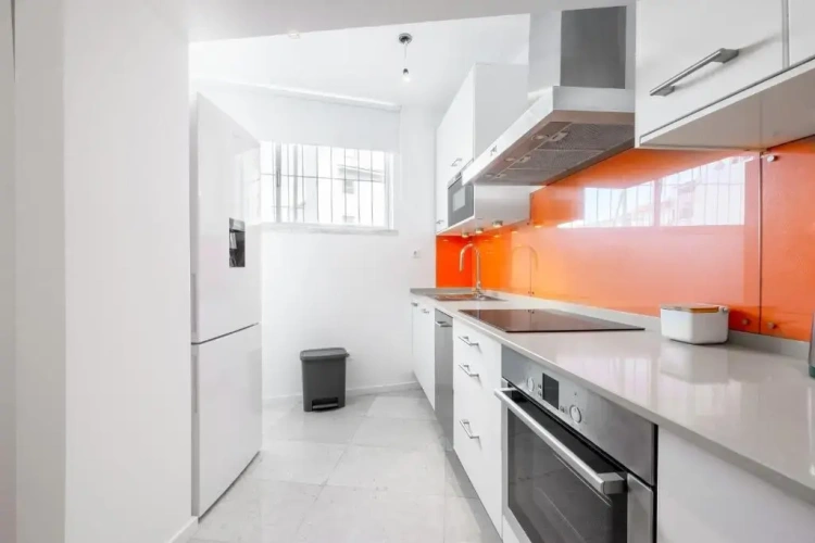 2 Bedrooms Cottage