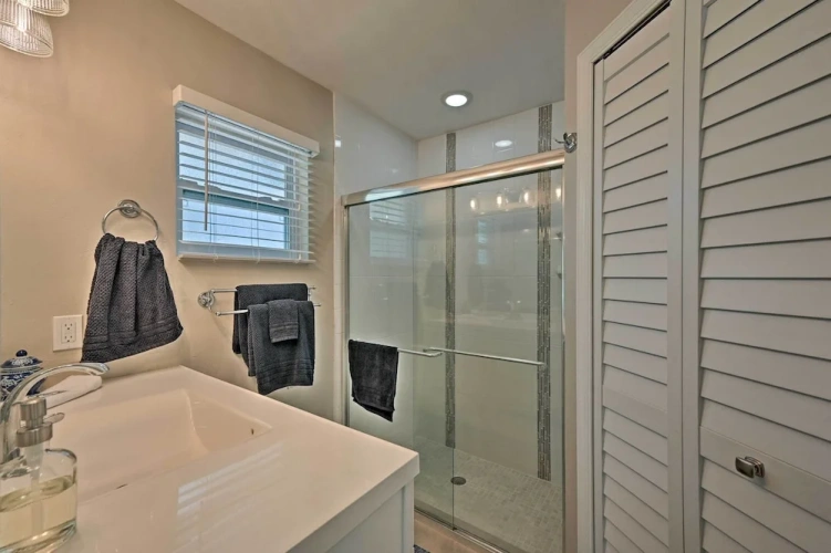 3 Bedrooms Cottage