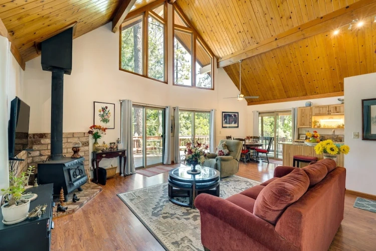 2 Bedrooms Cottage