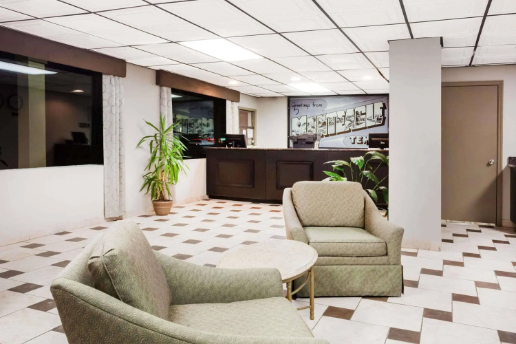 Super 8 By Wyndham Monteagle Tn