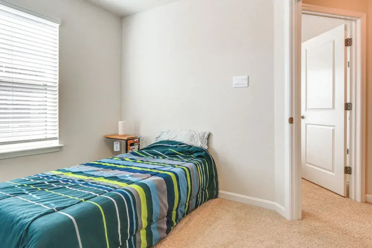 2 Mi to Dtwn Frederick: Updated Townhome