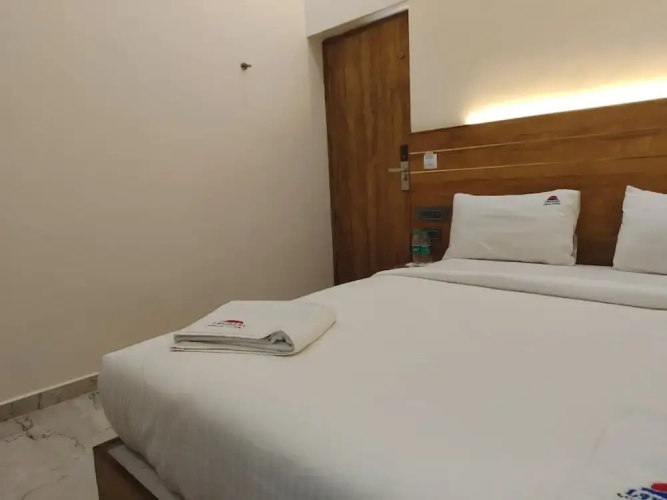 Lingaa's Residency