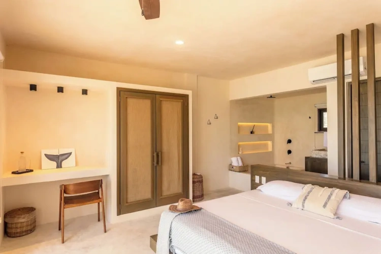 Deluxe Double room with balcony and with sea view