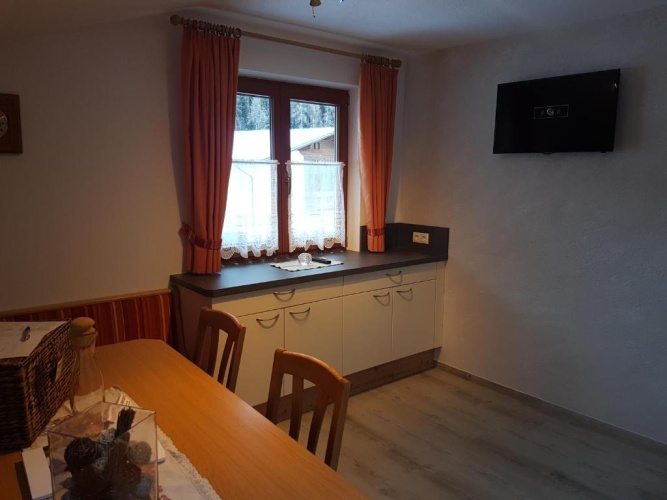 2 Bedrooms Double Apartment