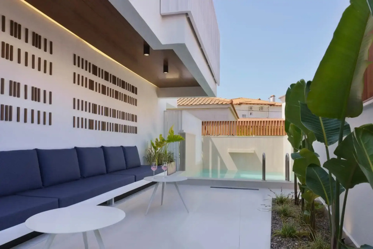 Palm Boutique Suites