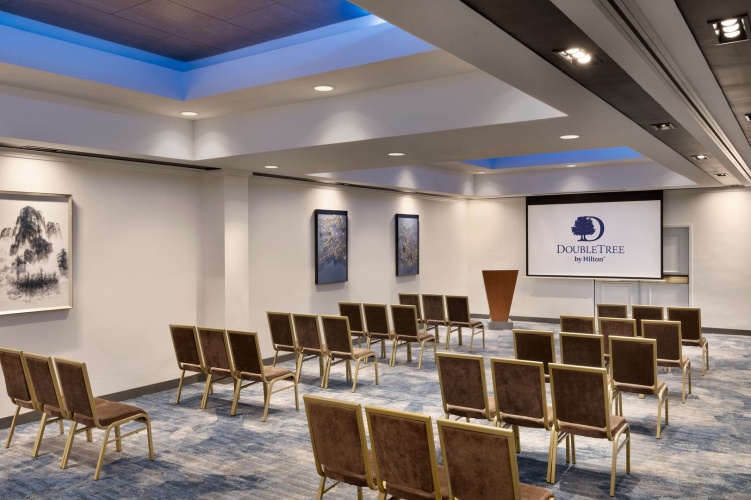 DoubleTree by Hilton San Francisco South Airport Blvd photo 18