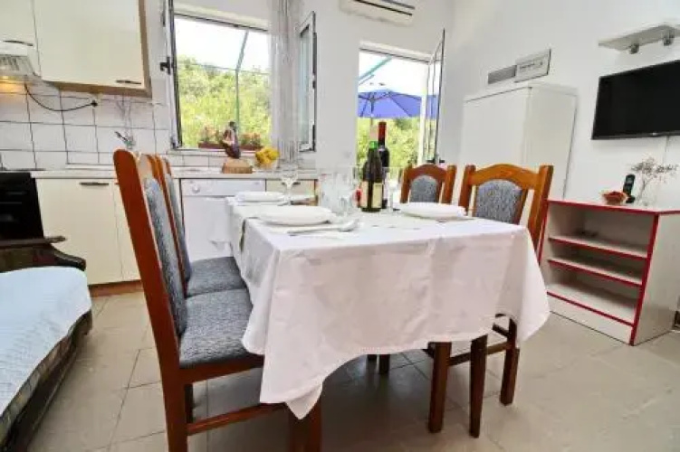Apartments Neven