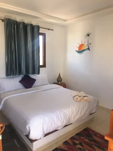 Economy room