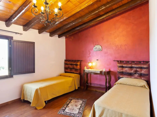 Charming Holiday Home in Sciacca With Swimming Pool