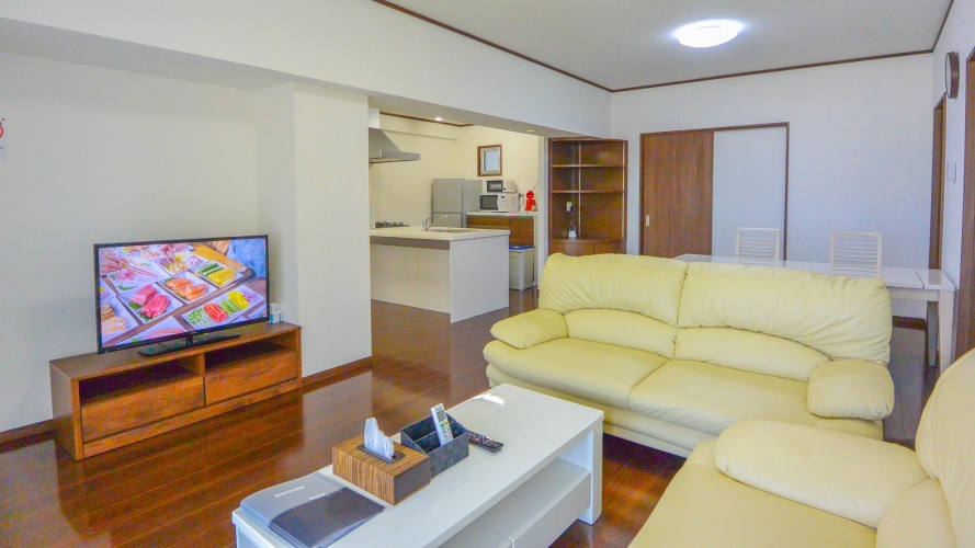 Sextuple Family Suite