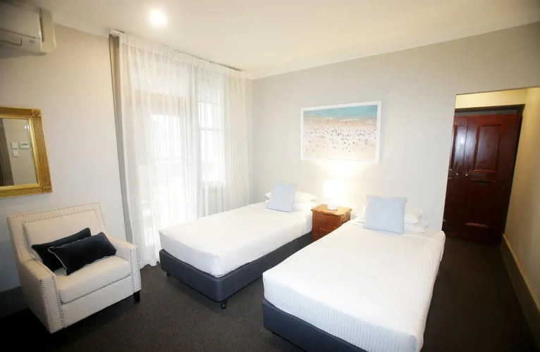 Standard Twin room