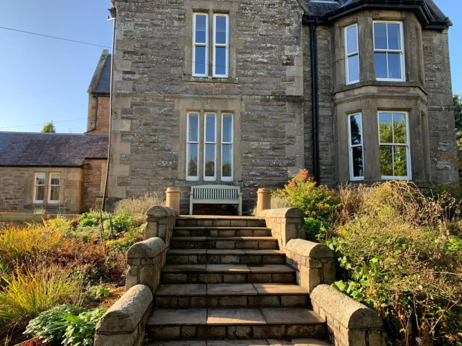 Creity Hall Chalet