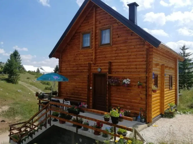 2 Bedrooms Cottage