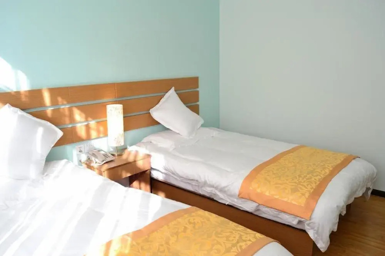Linhai Hotel - Kunming