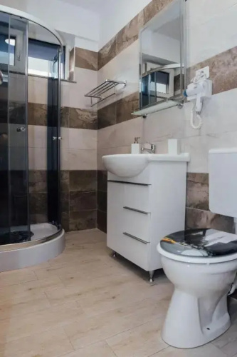 Regim Hotelier Astoria 2