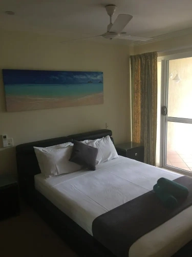 3 Bedrooms Family Apartment with balcony