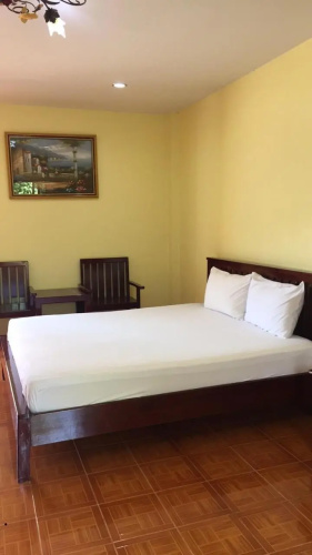 Poon Suk Hotel Kabin Buri