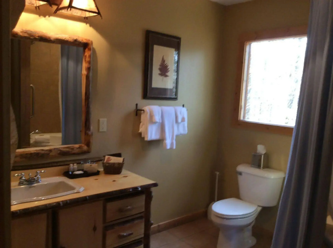 Dancing Bear Lodge