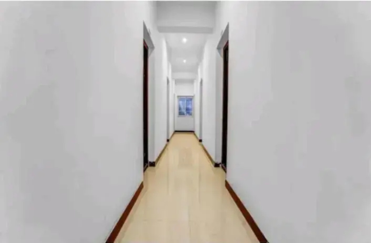 OYO Flagship 70347 Hotel Crown Tower