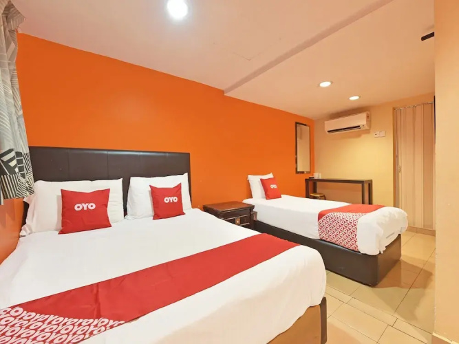 33 Hotel Cheras