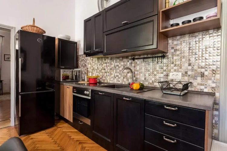 4 Bedroom Apartment