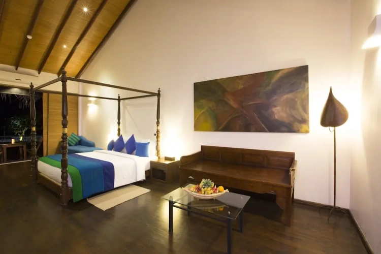 Double Suite with balcony and with lake view