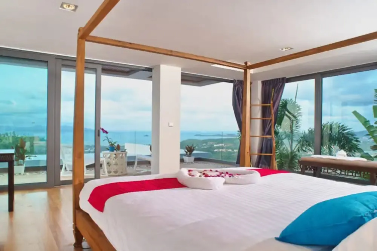 4 Bedroom Sea View Villa Blue overlooking Chaweng