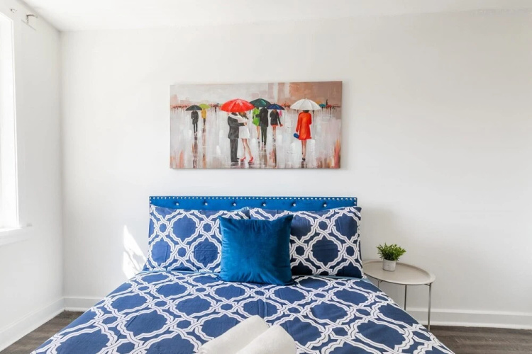 2BR Apt With Netflix - Close to Shopping Parks