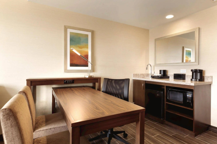 Embassy Suites by Hilton Akron Canton Airport photo 27