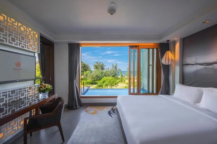 Grand Double room with balcony and with sea view