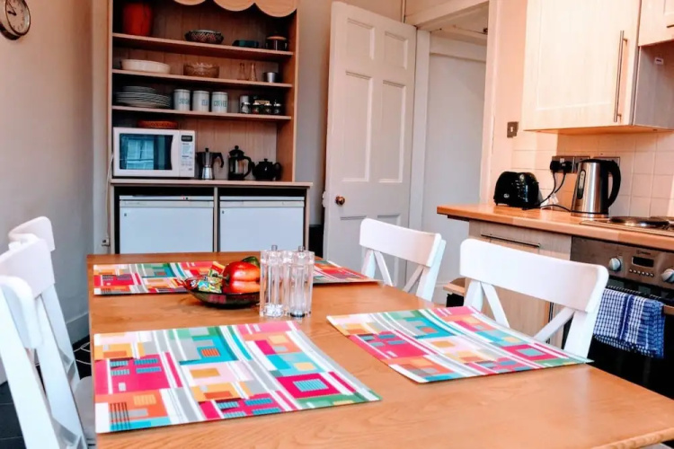 2 Bedroom Flat In The Central New Town