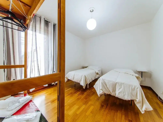 Romy charmy flat
