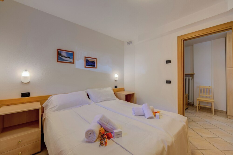 Chalet Sciachilo’ Ski In-Ski Out 10m