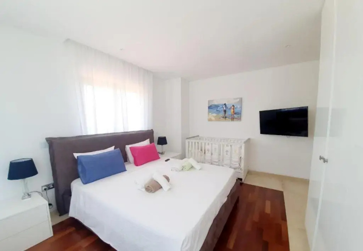 Holiday 6 Bedroom Luxury Villa