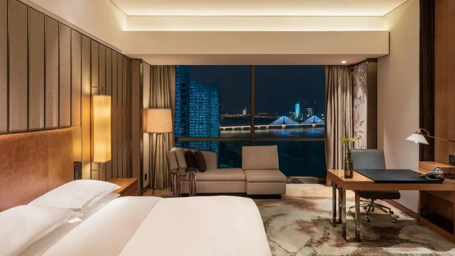 Classic Double room with river view