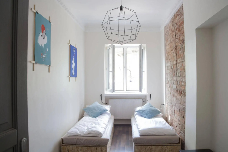 Lull Hostel